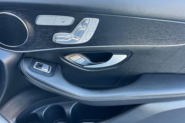 2022 Mercedes-Benz GLC 300 GLC 300