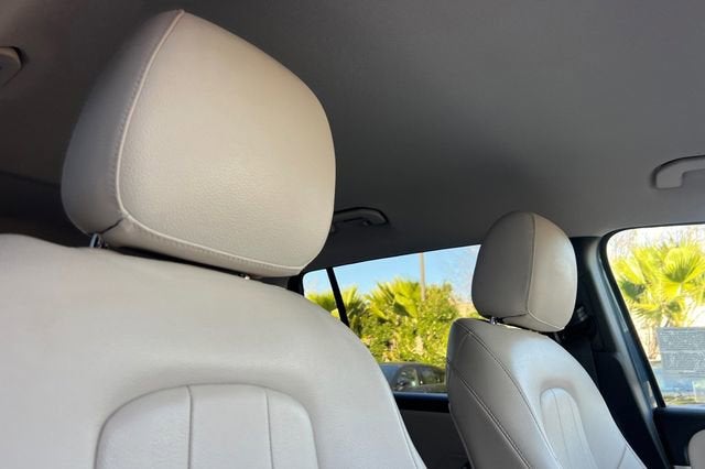 2021 Mercedes-Benz GLB 250 GLB 250