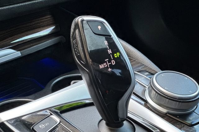 2020 BMW 5 Series 530i