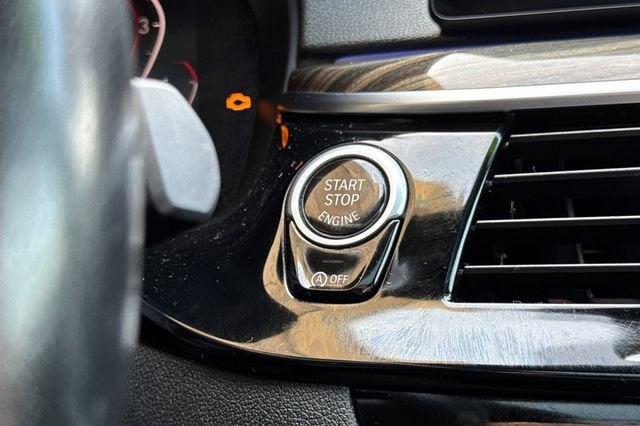 2020 BMW 5 Series 530i