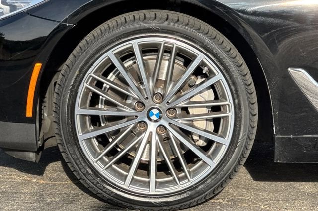2020 BMW 5 Series 530i